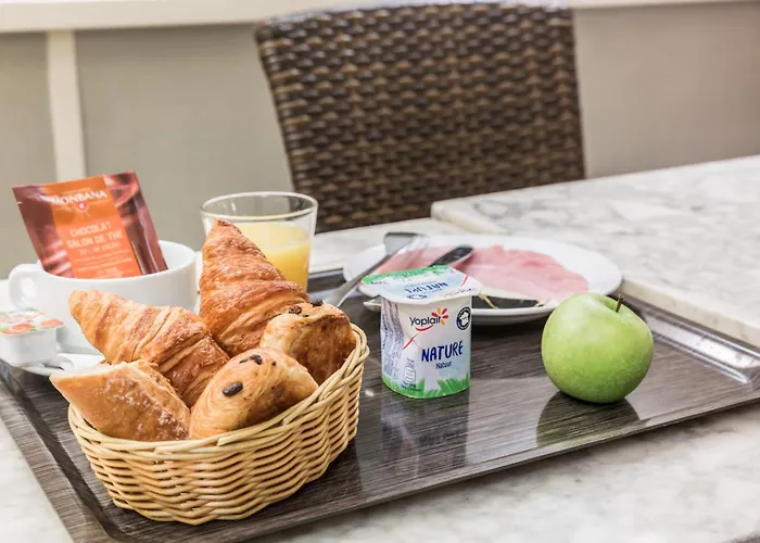 Hotel Charing Cross